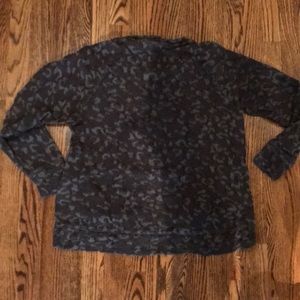 GAP Tops - Gap sweatshirt cheetah print size small GAP Tops - Gap sweatshirt cheetah print size small